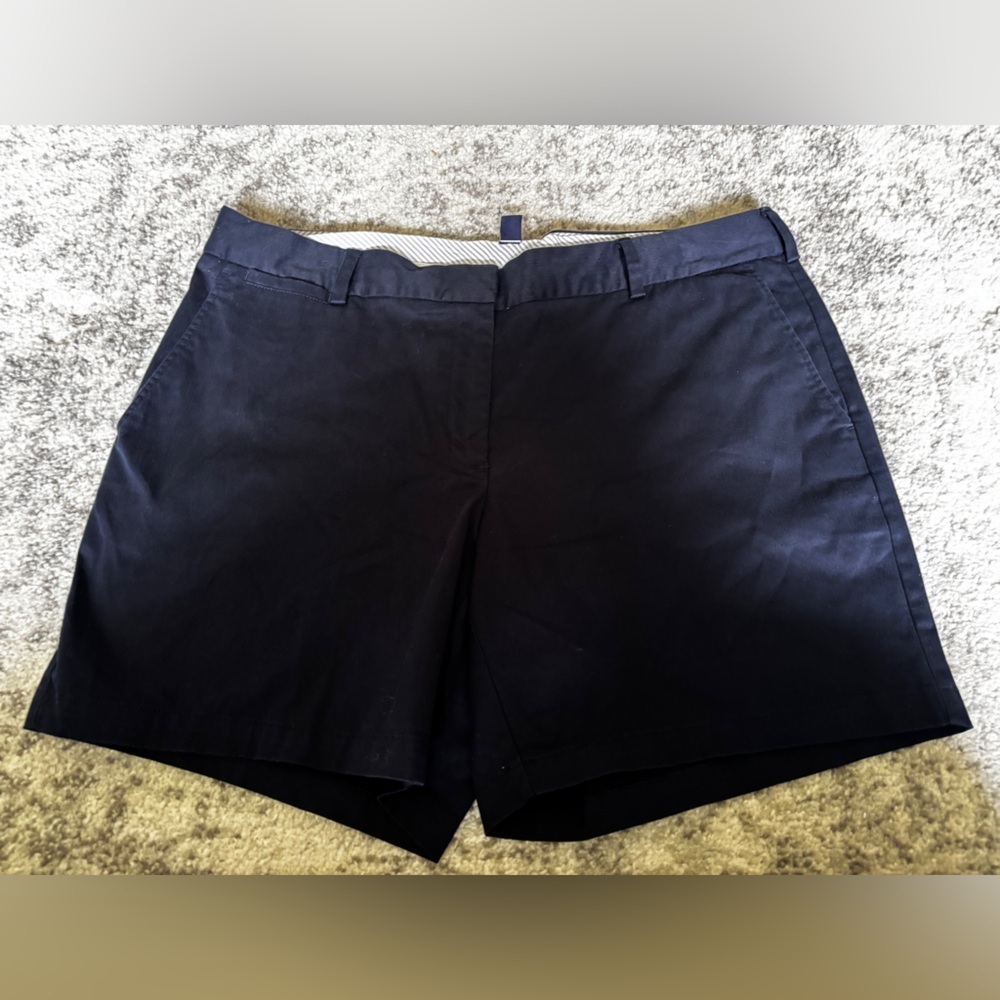Women's Lands’ End Mid Rise Shorts Navy Blue Size 18W EUC!